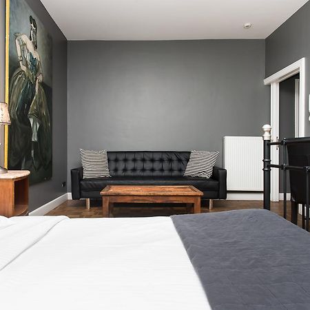 B&B La Casa Bxl Brussel Bagian luar foto