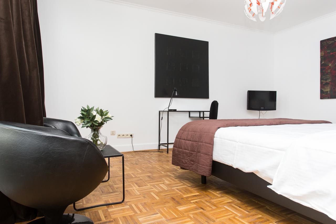 B&B La Casa Bxl Brussel Bagian luar foto