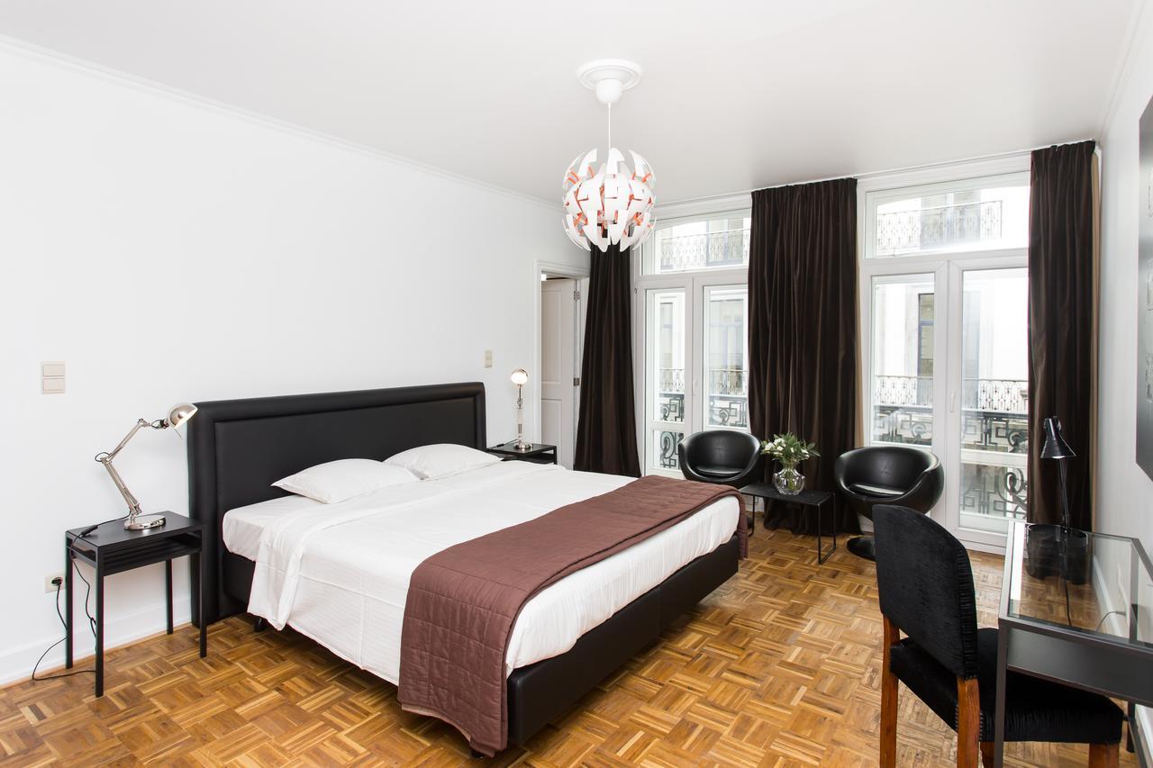 B&B La Casa Bxl Brussel Bagian luar foto