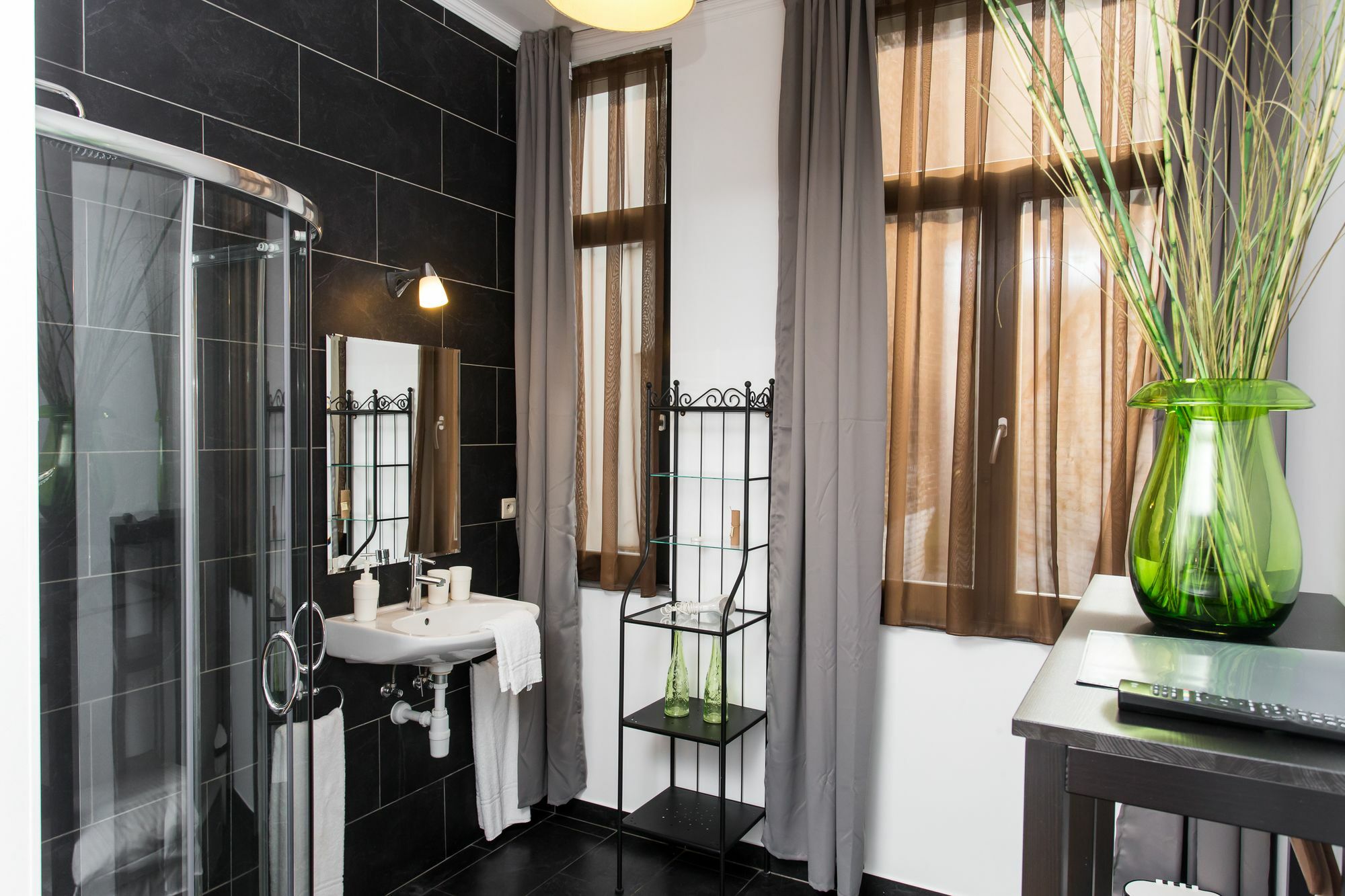 B&B La Casa Bxl Brussel Bagian luar foto